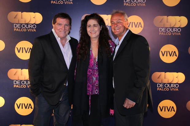 Jerry Adriani, Joana e Kadu Moliterno no Globo de Ouro (Foto: Alex Palarea e Felipe Panfili / AgNews)