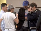 Daft Punk aparece sem capacete em aeroporto de Los Angeles
