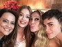 Marina Ruy Barbosa curte festa com Susana Vieira