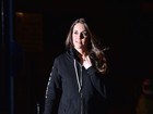Kate Middleton troca looks grifados por casaco de moletom com capuz
