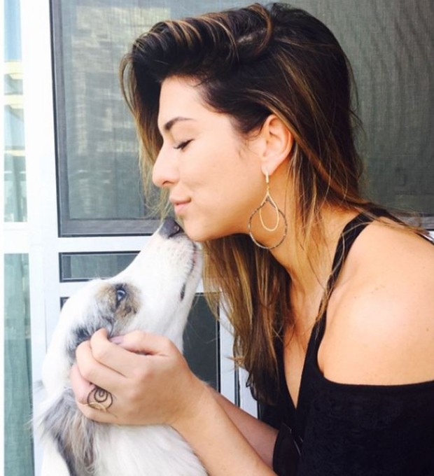 Fernanda Paes Leme com Thor, seu cachorro de estimação (Foto: Reprodução/Instagram)