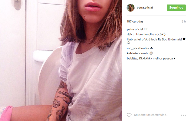 MC Pocahontas comenta foto inusitada de Petra Mattar (Foto: Reprodução / Instagram)