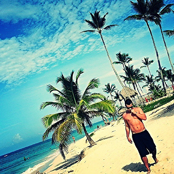 Thiago Martins em Punta Cana, na República Dominicana (Foto: Instagram/ Reprodução)