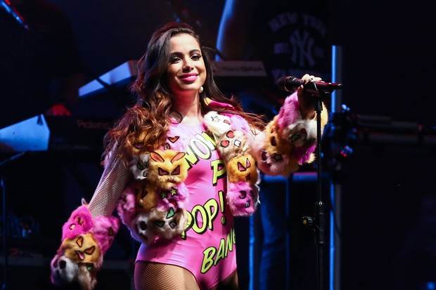 Anitta faz o Show das Poderosinhas em São Paulo, no Dia das Crianças 2015 (Foto: Manuela Scarpa/Photo Rio News)