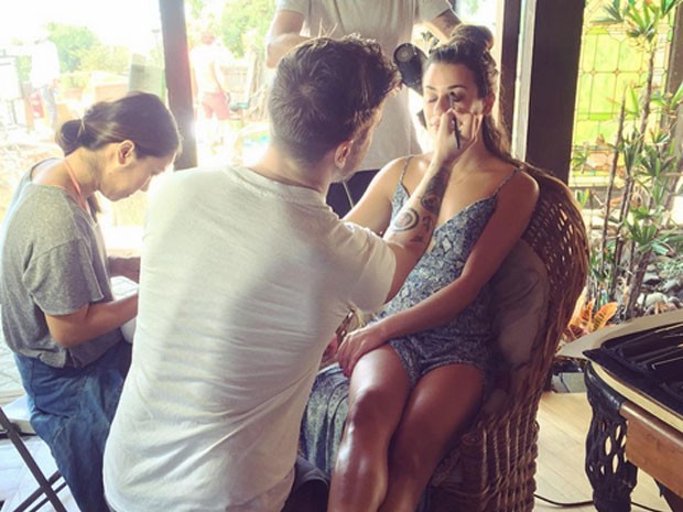 Lea Michele mostra bastidores de ensaio (Foto: Instagram/ Reprodução)