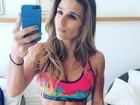 Jade Barbosa exibe barriga surreal, com gominhos e entradas, em foto