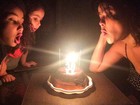 Samara Felippo comemora aniversário com as filhas, Alícia e Lara