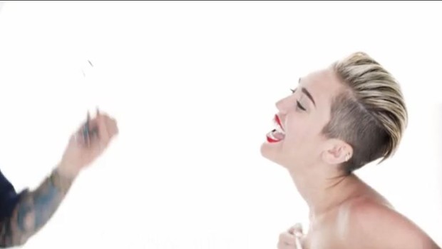 Miley Cyrus (Foto: Reprodução / Youtube)