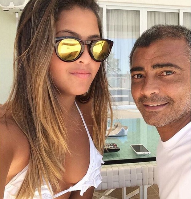 Danielle Favatto ao lado do pai, Romário (Foto: Reprodução/Instagram)