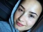 Demi Lovato compartilha foto sem maquiagem e ganha elogios: 'Linda'