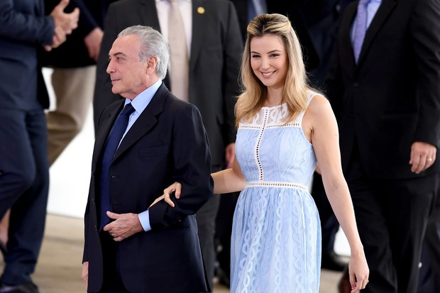 Marcela Temer usou vestido de R$1,6 mil em evento social, em Brasília (Foto: AFP)