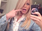 Monique Evans diverte seguidores do Instagram: 'Quebrou meu dente'