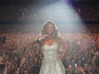 Mariah Carey posta foto durante show na Austrália: 'Fãs incríveis'