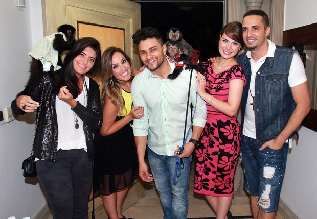 Rayanne Morais e convidados da festa de Twelves (Foto: Celso Tavares / EGO)