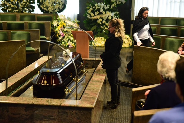 Cerimonia de cremação do corpo de Goulart de Andrade (Foto: Leo Franco/EGO)