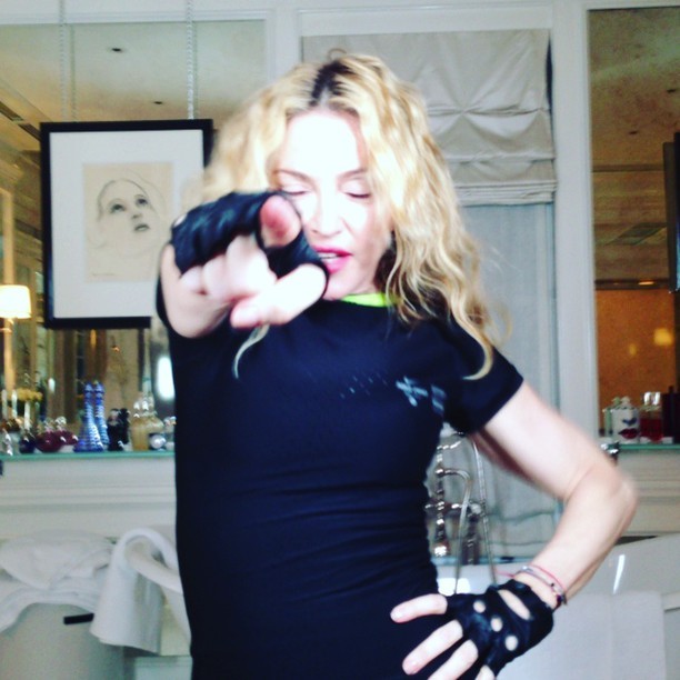 Madonna posa em banheiro (Foto: Instagram/ Reprodução)