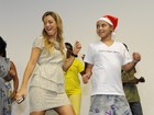 Christine Fernandes e famosos participam de festa de Natal do INCA