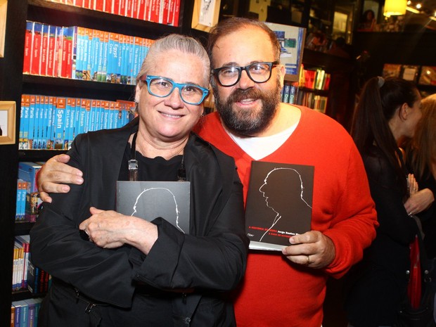 Vera Holtz e Otávio Müller em lançamento de livro no Rio (Foto: Raphael Mesquita/ Foto Rio News)