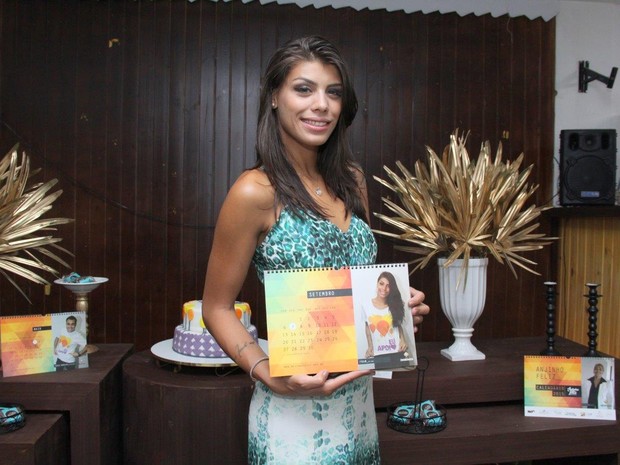 E-BBB Franciele Almeida em evento beneficente no Rio (Foto: Alex Palarea/ Ag. News)