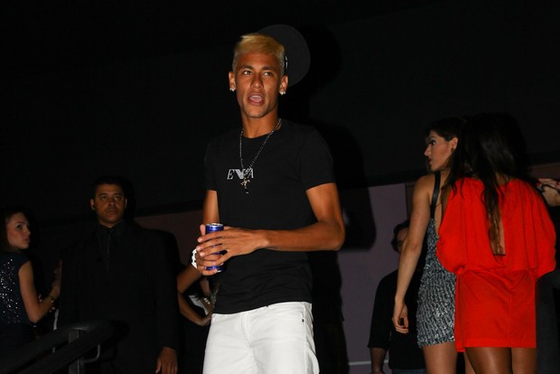 Neymar em sua festa de aniversário em boate em São Paulo (Foto: Manuela Scarpa/ Foto Rio News)