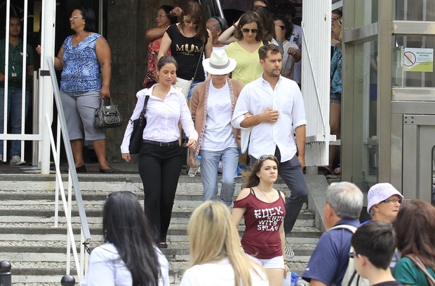 Diane Kruger e namorado no Pão de Açucar (Foto: André Freitas / AgNews)