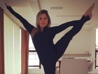 Renata D'Ávila mostra flexibilidade em vídeo de alongamento