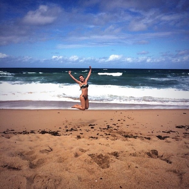 Eliana em praia (Foto: Instagram/ Reprodução)