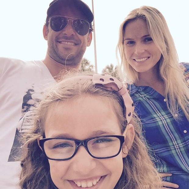 Fred com a filha e namorada (Foto: Reprodução/Instagram)
