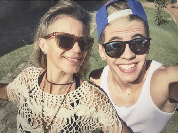 Mc Biel com a mãe (Foto: Instagram / Reprodução)