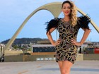 Tânia Mara se prepara para estreia cantando na Sapucaí