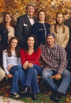 'Gilmore Girls': veja como estão os atores da série nove anos depois