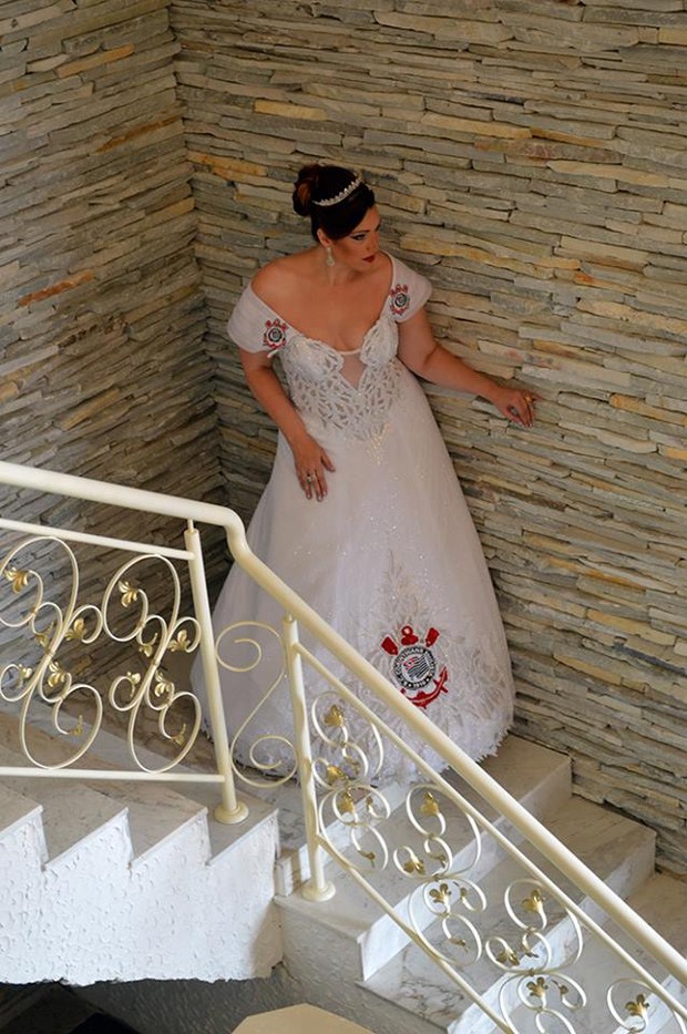 Vestido de noiva do Corinthians (Foto: Andrey / Divulgação)