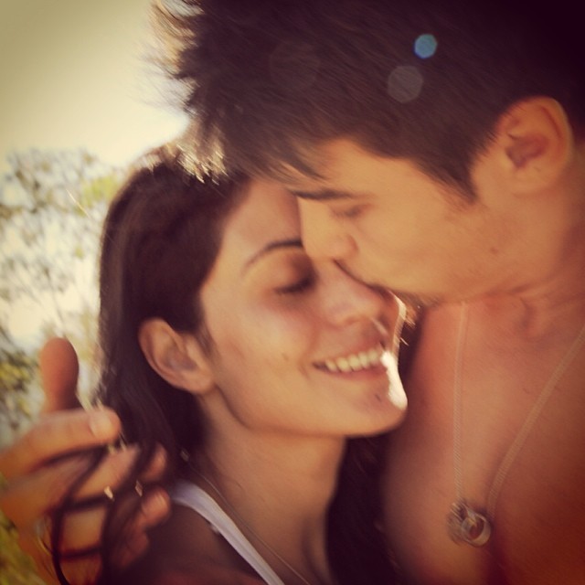 Carol Castro e o namorado Rafael (Foto: Instagram / Reprodução)