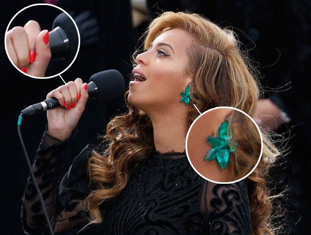 Destaque de brinco e esmalte usados por Beyoncé na posse de Obama (Foto: Getty Images / Agência)