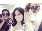 Loiríssima, Anitta posta foto em avião e reclama de turbulência