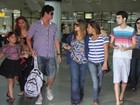Recebida por fãs, Preta Gil desembarca em Belém do Pará