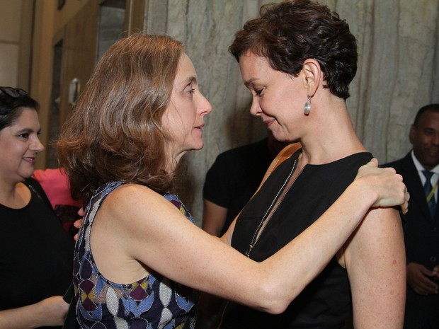 Betty Gofman e Júlia Lemmertz em estreia de peça no Centro do Rio (Foto: Anderson Borde/ Ag. News)