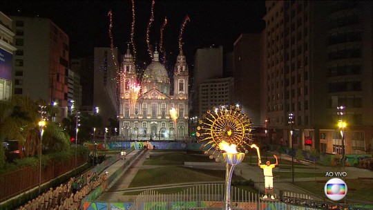 Cerimônia de abertura da Olimpíada Rio 2016 é encerrada na Candelária