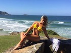 Veridiana Freitas posa sexy após se declarar para noivo de Nicole Bahls