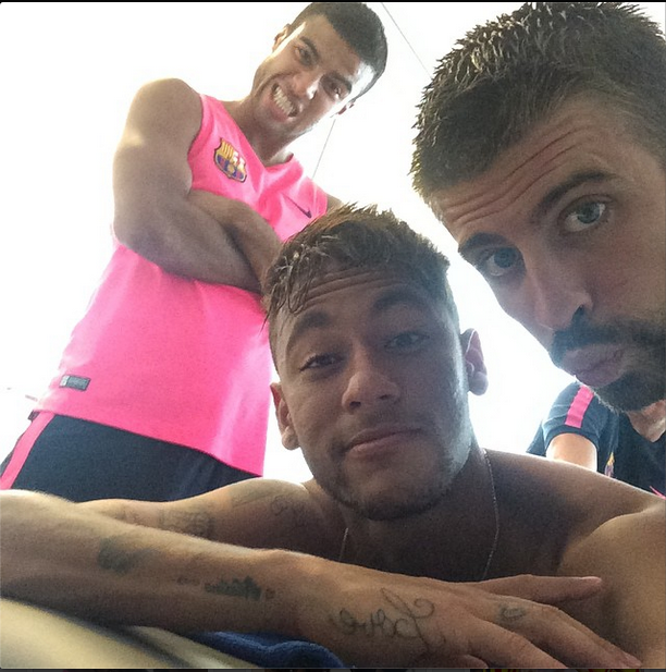 Rafael Alcantara, Neymar e Gerard Piqué (Foto: Reprodução/Instagram)
