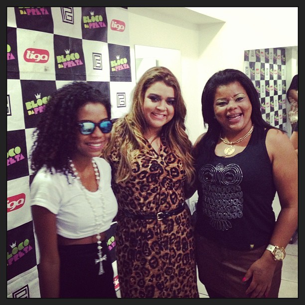 Luane Dias, Preta Gil e Tati Quebra Barraco em casa de shows no Rio (Foto: Instagram/ Reprodução)