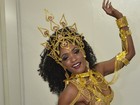 Erika Januza sensualiza antes do desfile da Império da Tijuca