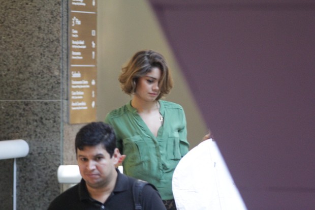 Sophie Charlotte vai a shopping no RJ (Foto: Derick Abreu / Photo Rio News)