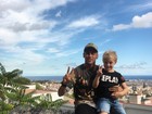 Neymar posta foto curtindo o dia com o filho, David Lucca, na Espanha
