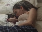 Rodrigão mostra Adriana Sant'Anna em momento soninho com o filho