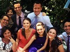 Paolla Oliveira posta foto sorridente com elenco de 'Amor à vida'