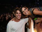 Rômulo Neto - agora solteiro - e outros famosos curtem baile funk no Rio