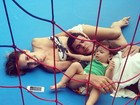 Fernanda Pontes descansa com a família após se esbaldar no pula-pula