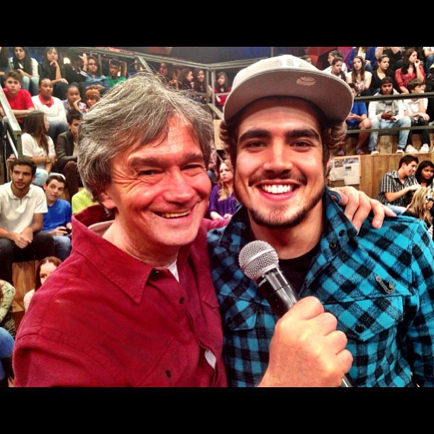 Serginho Groisman e Caio Castro (Foto: reprodução/Instagram)