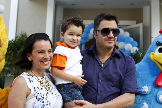 Maurício Manieri e família (Foto: Paduardo / AgNews)